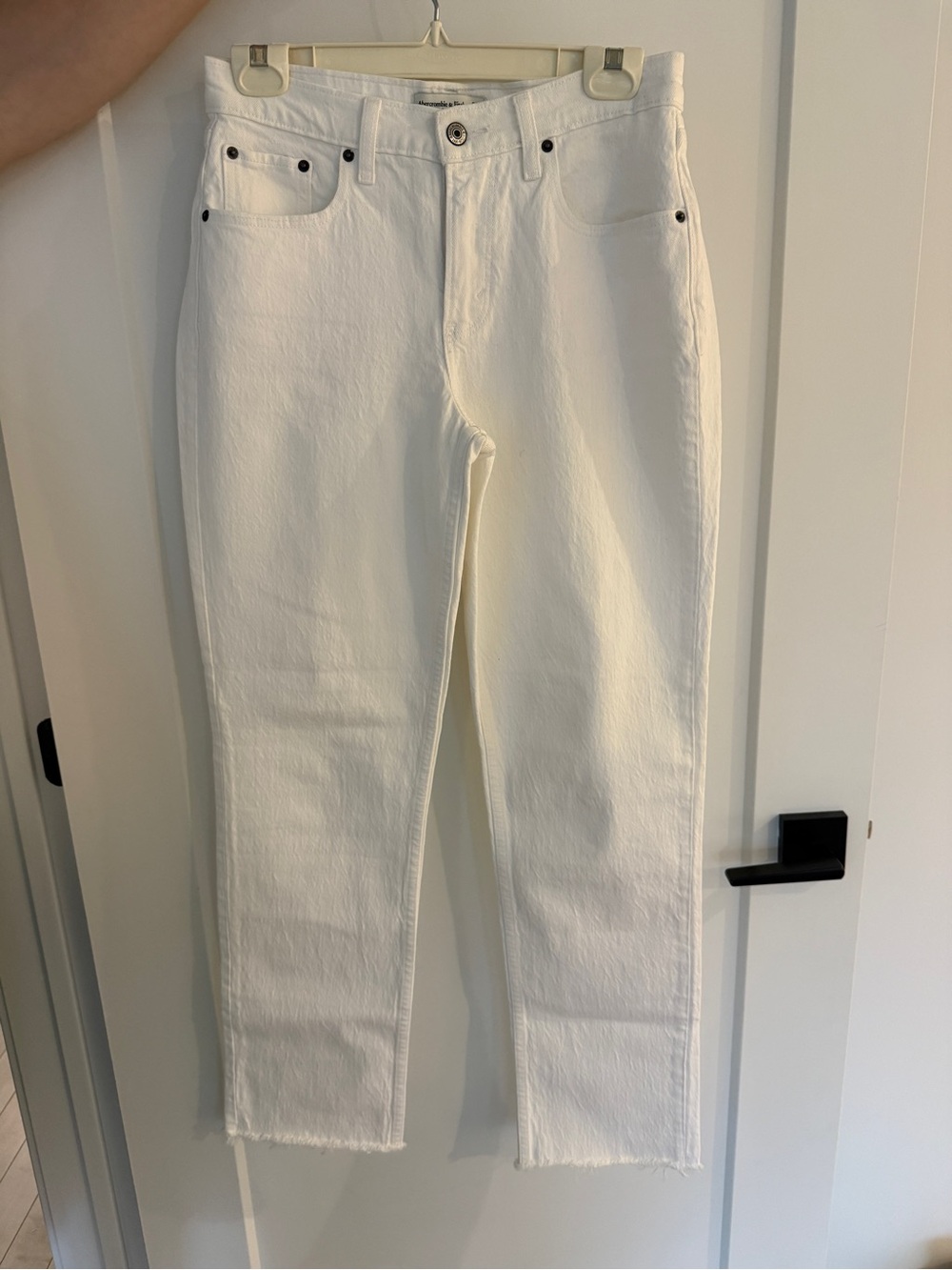 Abercrombie & Fitch White 90s Straight Curve Love Jeans